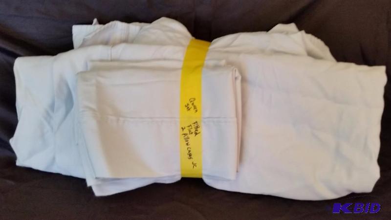 Out of Package.  Customer Return.  Very Light Blue  Queen Size Complete Sheet Set
