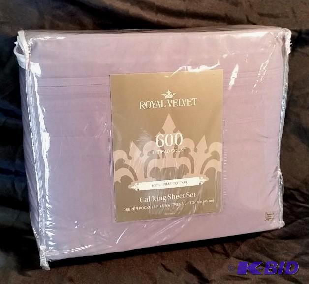 Royal Velvet Soft Plum 600 Thread Count   Cal King Sheet Set  New in Package All there.