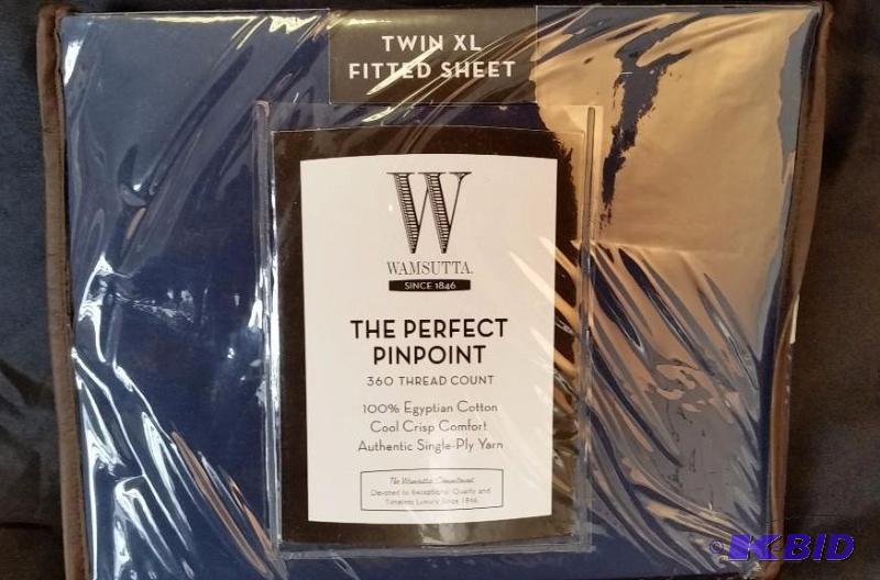 Wamsutta New in Package Navy 360 Thread Count Twin XL Single Fitted Sheet.  OverStock