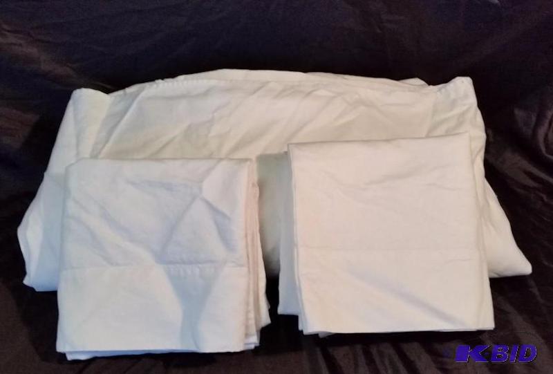 Out of Package White  100% Cotton  King Customer Return