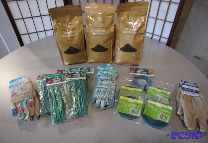 New - Lot of (3) 4 Ib.&nbspbags of Ecoscraps...
