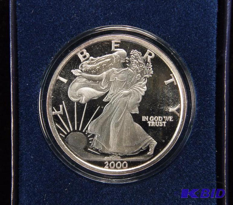 1 TROY OZ. .999 FINE SILVER ROUND AMERICAN SILVER EAGLE DESIGN W BOX AND CAPSULE