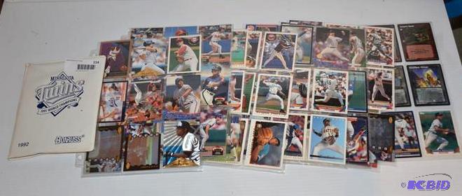 lot 114 image: Large baseball collection - appears to be fro...