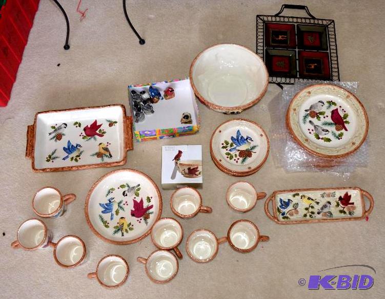 lot 156 image: Ceramic with Bird design set - 10 cups, 11 pl...