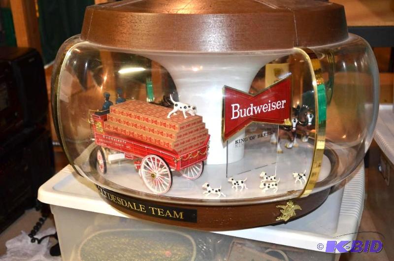lot 177 image: Huge 24" Budweiser Clydesdale rotating l...