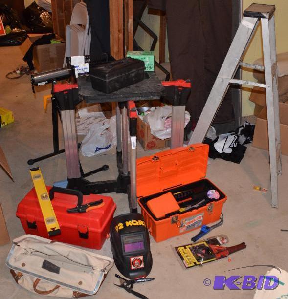 lot 180 image: Tools - aluminum step ladder, goggles, table,...