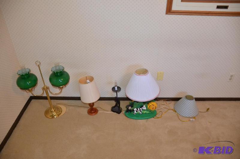 lot 196 image: Lamps - metal golf lamp, colorful animals lam...
