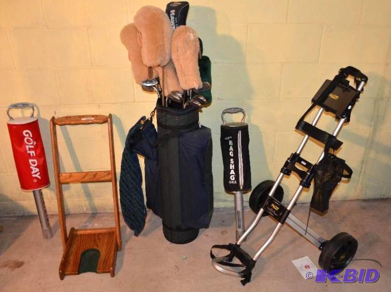 lot 213 image: Golf - BagBoy caddy, 2 Golg ball Bag Shags, L...
