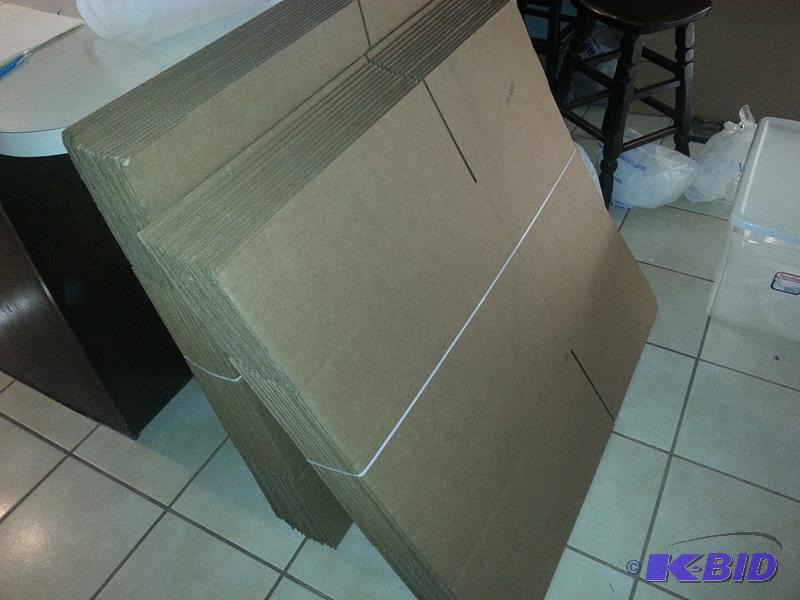 lot 224 image: 28 new cardboard boxes 24x18x18" 4 new c...