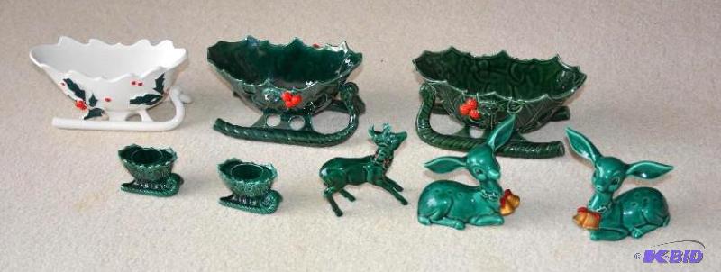 lot 252 image: Lefton collectible Christmas Holly & Berr...