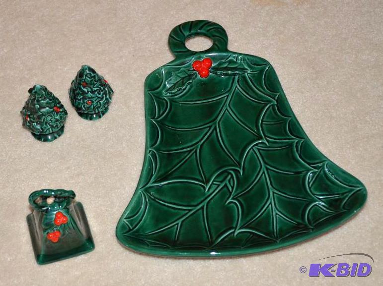 lot 261 image: Lefton collectible Christmas Holly & Berr...