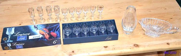 lot 44 image: Longchamp crystal glass set of 4, two more se...