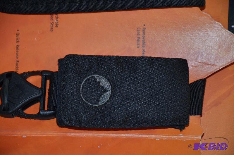 lot 87 image: New Lowepro camera strap...