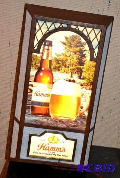 lot 9 image: Rare vintage Hamms Beer lighted sign 10x18&q...
