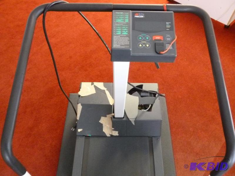 Precor USA Treadmill Model 9.2 S has some br. Appliance Furniture Lane Sewing Thomasville K BID