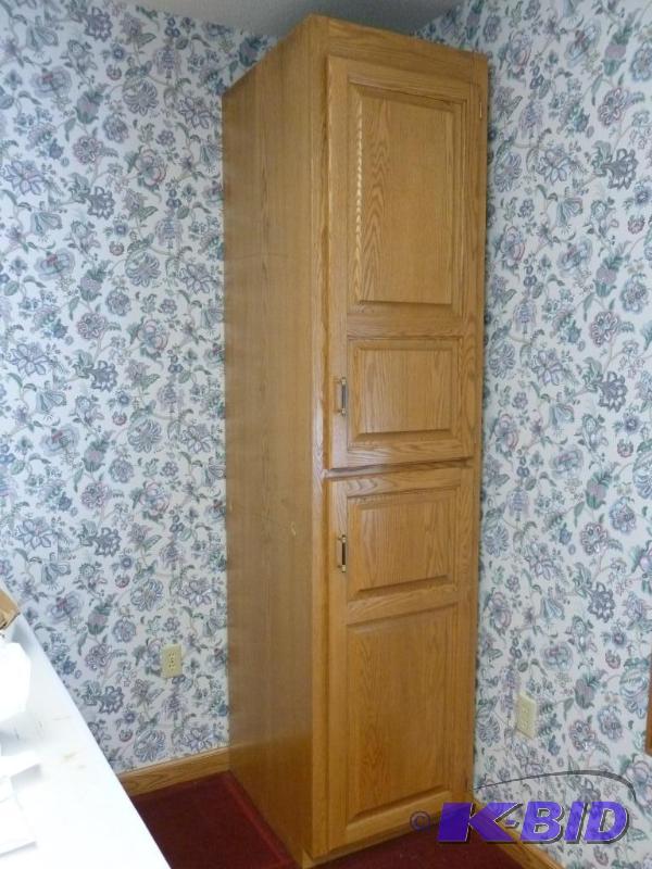 lot 39 image: Large custom made raised oak panel double doo...