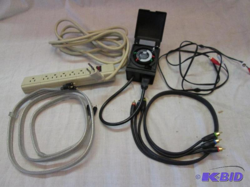 lot 11 image: Electrical timer, power strip, electronics co...
