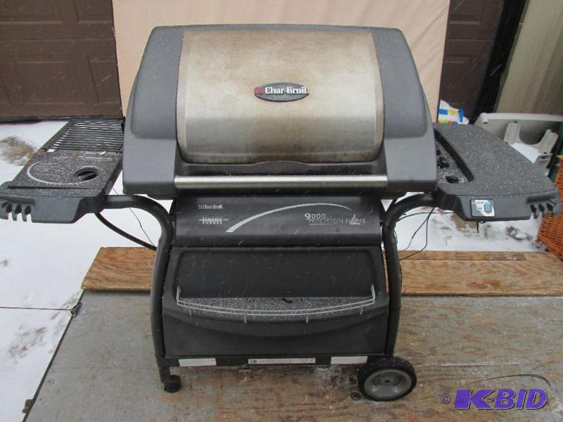 lot 22 image: CharBroil 9000 Precision Flame propane gas gr...