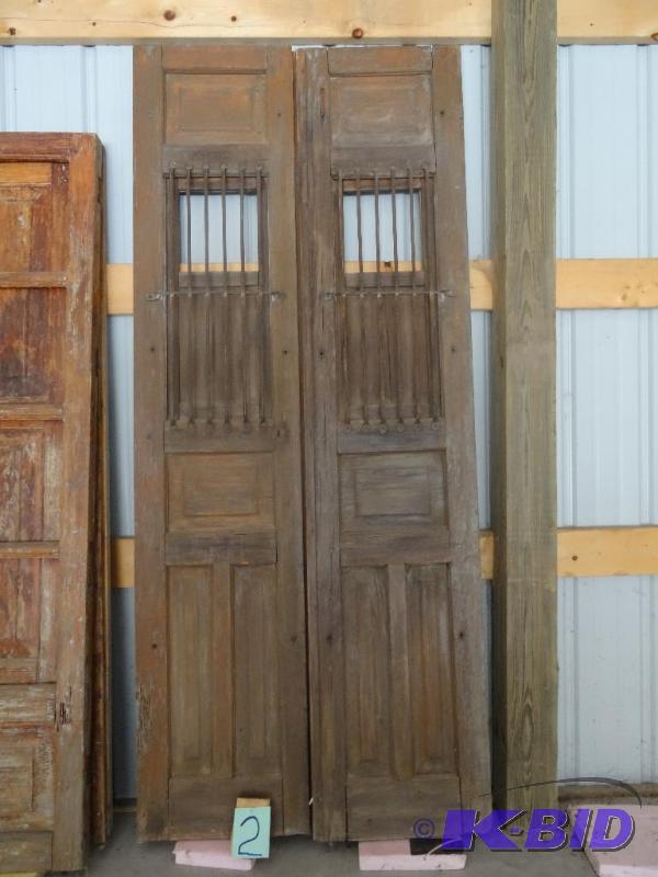 7 3&quot x 3 2&quot Pine door. 1 34&quot...
