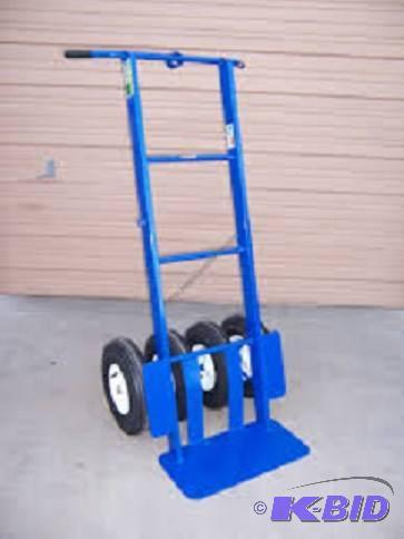 lot 16 image: HD4 Dolly