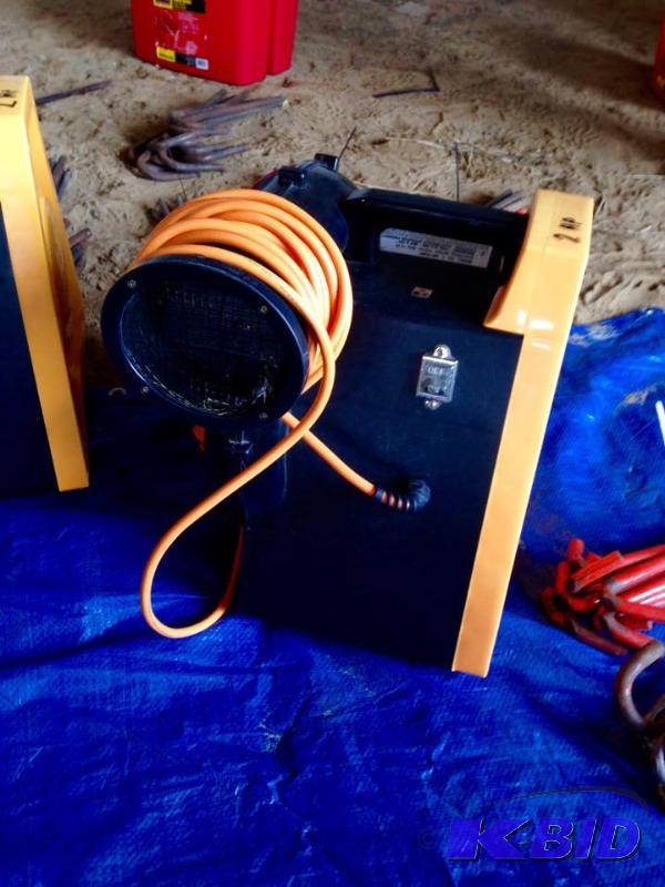 lot 24 image: 2 HP Orange Zoom Blower  Motor