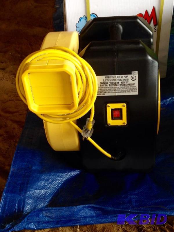 lot 35 image: 2 HP Zoom Blower  Motor