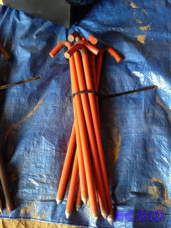 lot 40 image: Lot of 10 Inflatable Stakes
