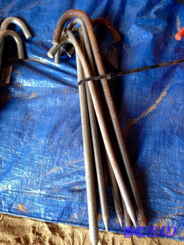 lot 43 image: Lot of 10 Inflatable Stakes