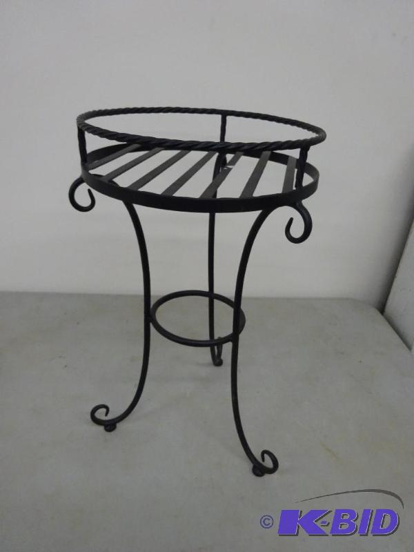 Plant Stand metal