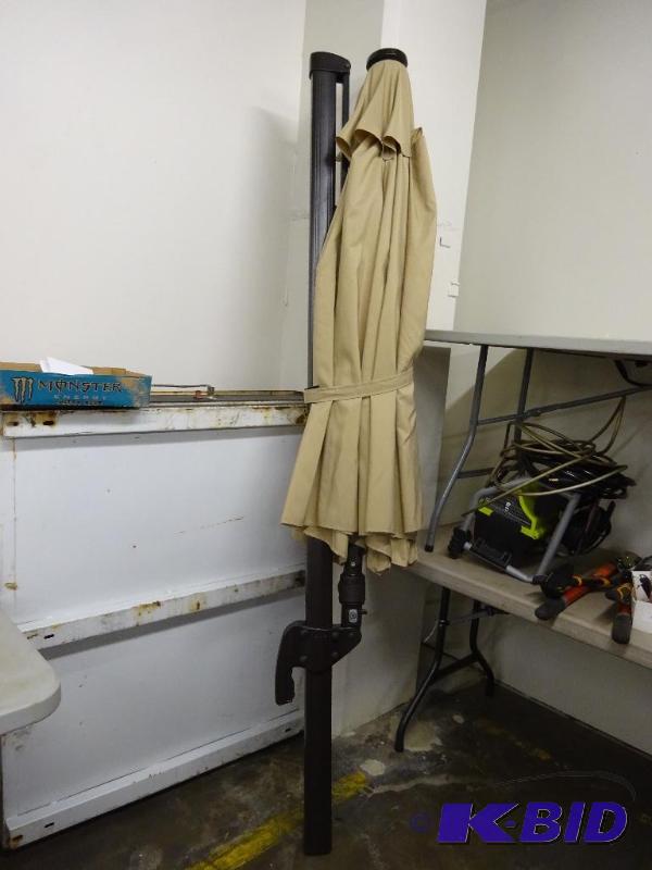 Large umbrella size unknown