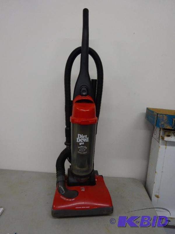 Dirt Devil Vacuum