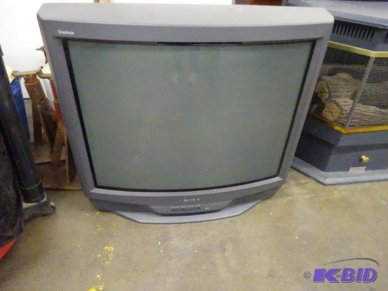 Sony Trinitron Color TV