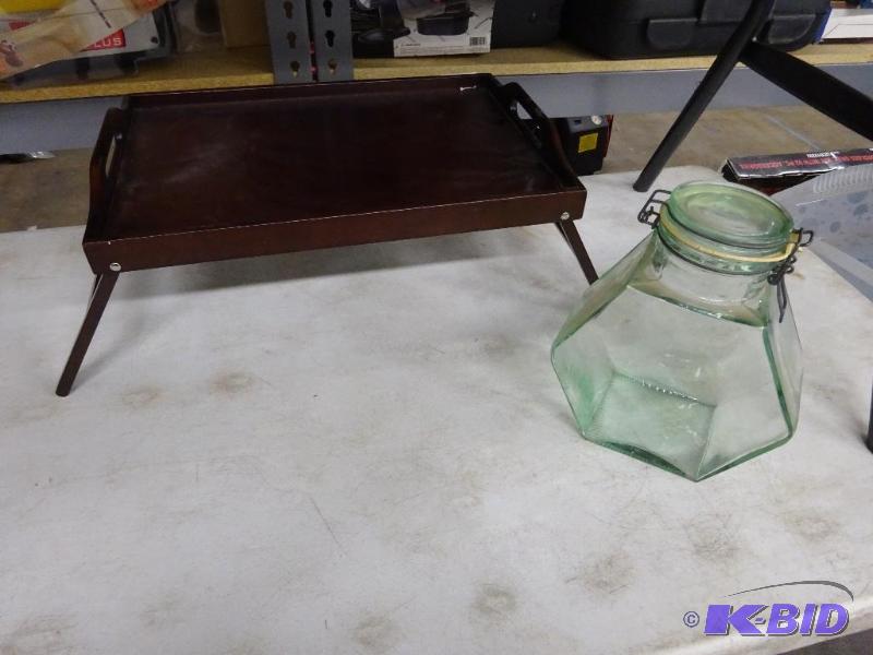 Laptop tray, glass jar made in Italy