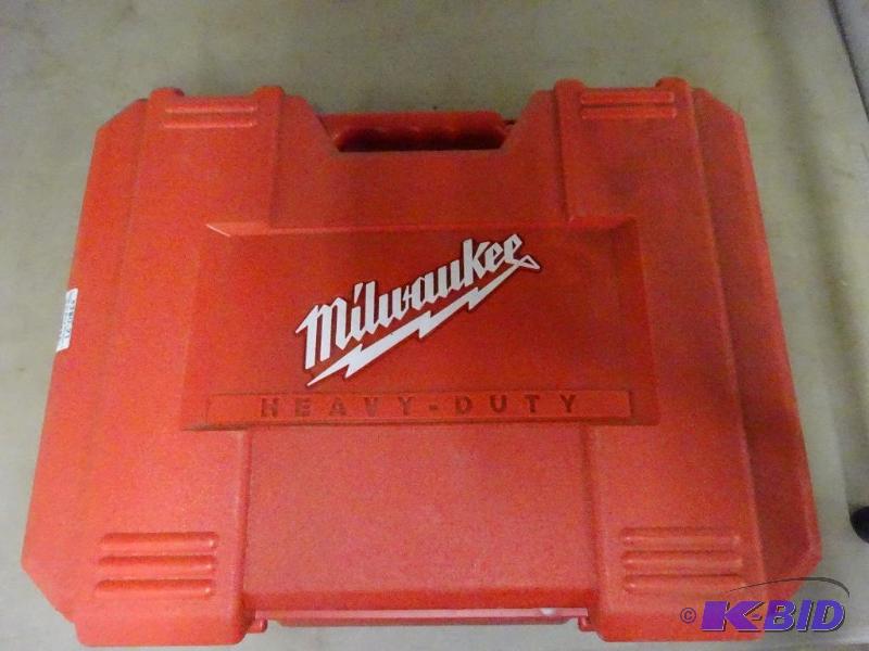 Milwaukee 12 Hammer drill