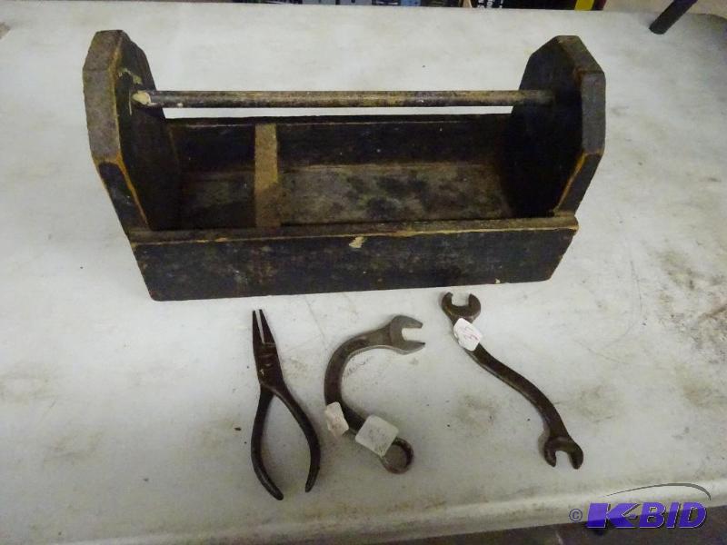 Wood tool tray, pliers, 2 wrenches