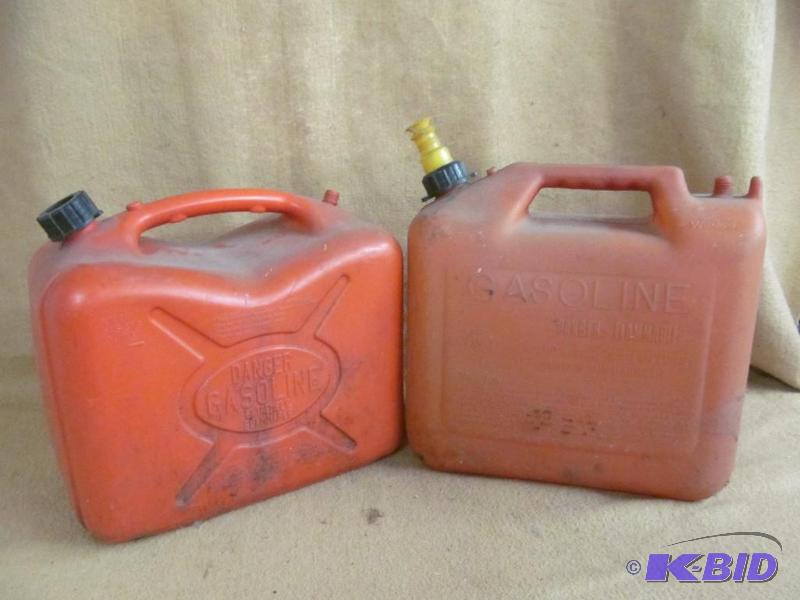Gas containers