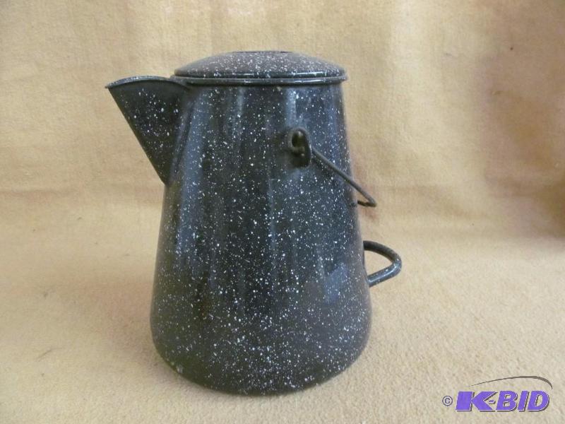 Coffee pot