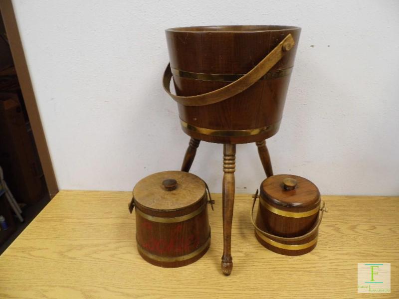 Bucket On Stand