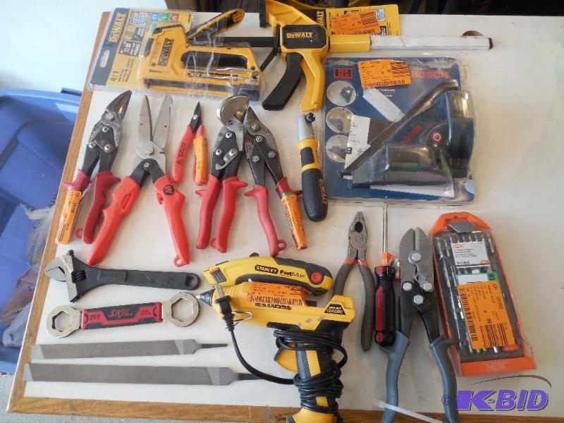 Lot of 20 Hand Tools