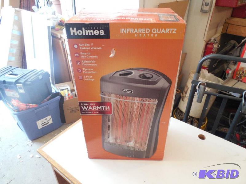 Holmes Quartz Tower Electric Heater with Manual Controls