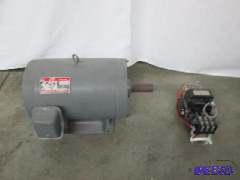Dayton Tri-Volt Industrial Duty 10 HP Motor