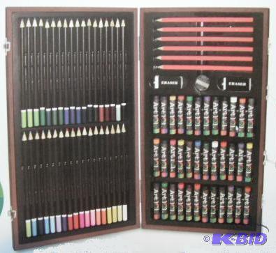 lot 172 image: Art 101 Wood Sketch Art Set 106 Pieces - Incl...