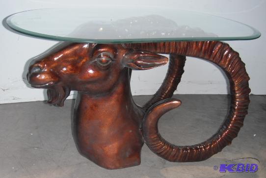 lot 76 image: Capricorn Table - Comes with oval glass table...