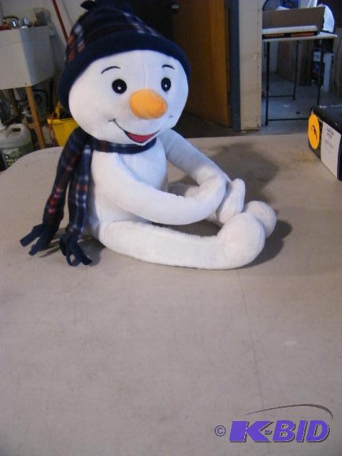 lot 95 image: Blanket Hugger - Cute and cuddly too - Can ho...