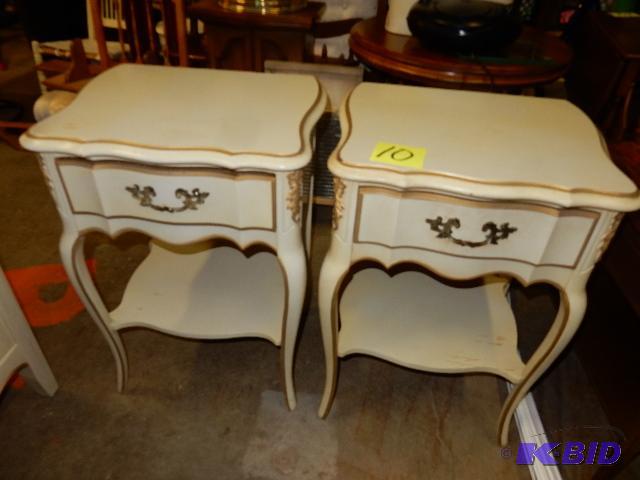 2 matching Night Stands