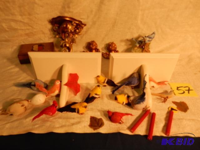 Misc. Decorative items.