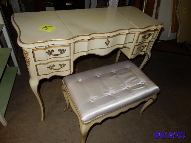 Dressing table