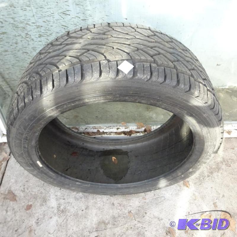 2.85 4R22 tire. New. Ziex STZ04...
