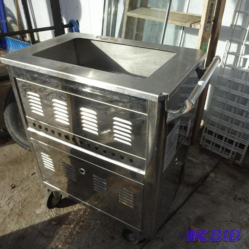 Stainless food cart. Holds 1 large prep pan. ...