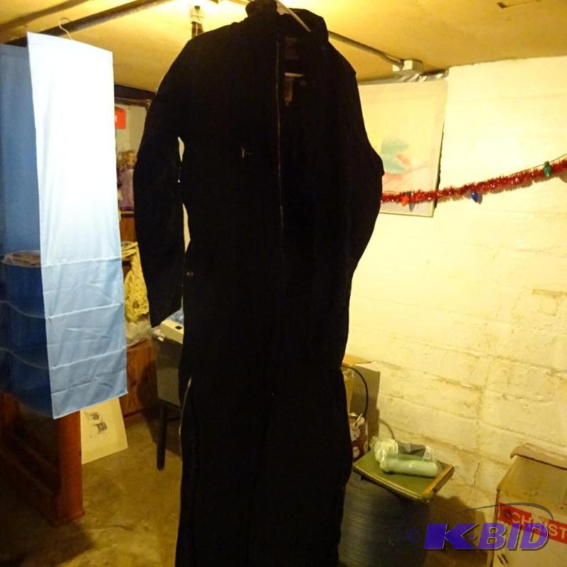 Bear insulated cover all. Medium tall. 40-42....
